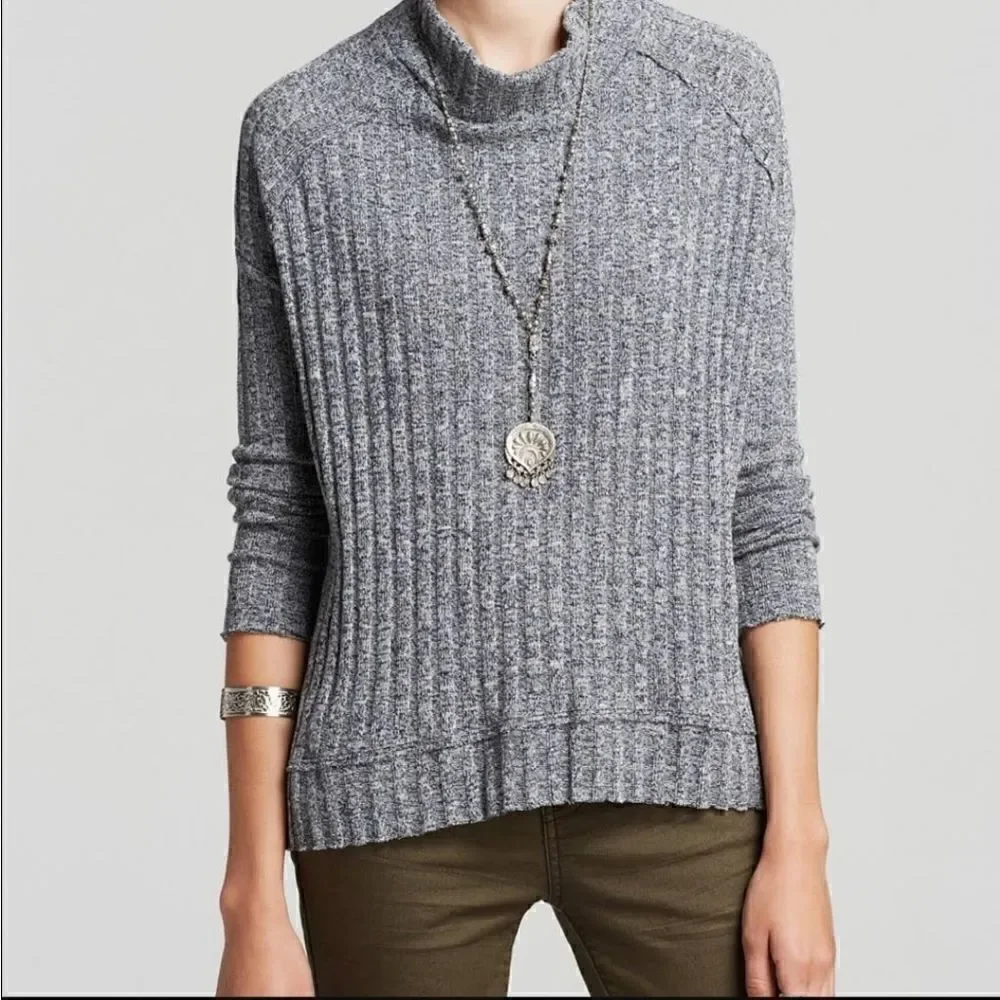 Free People Clarissa Oversized Mock Neck Sweater High Low Heathered Blue Gray XS